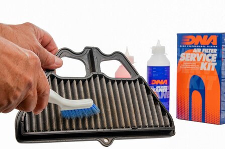 DNA luchtfilter service kit voor motoren 220ml olie &amp; 270ml cleaner