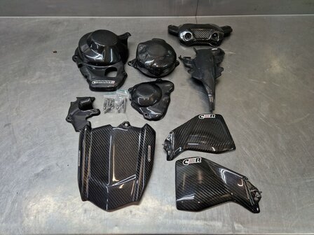 Carbon2Race Carbon kappenset Yamaha MT 09