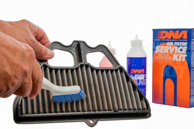 DNA luchtfilter service kit voor motoren 220ml olie & 270ml cleaner