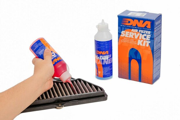 DNA luchtfilter service kit voor motoren 220ml olie & 270ml cleaner