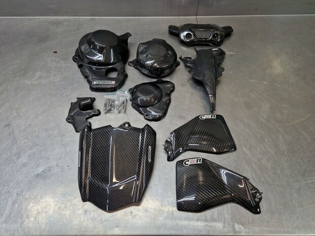 Carbon2Race Carbon kappenset Yamaha MT 09