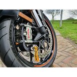 Roadlok motorslot voor radiale remklauwen